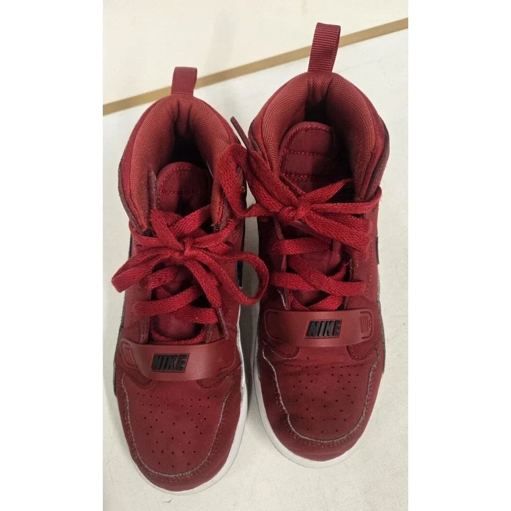 Air Jordan Legacy 312 (GS) Size 2y Child AT4047-601 Varsity Red/Black Boys Nike